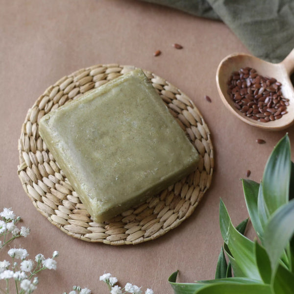 Revitalizing protein-rich shampoo bar plant-based ingredients
