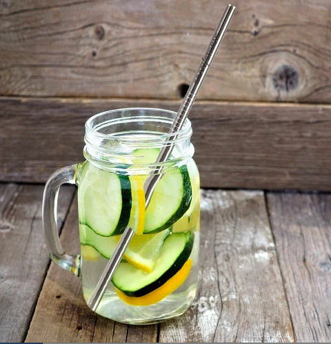 Reusable stainless steel straws reduce plastic waste eco-friendly