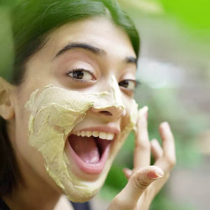 Local natural body scrub terracotta zero waste eco-friendly exfoliator